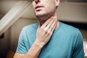 Read more about the article How to Cure Sore Throat from Allergies?